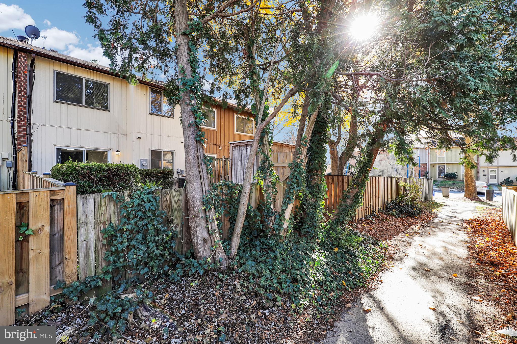 19302 Thomas Farm Road Montgomery Village, MD 20886 - Photo 26 of 36