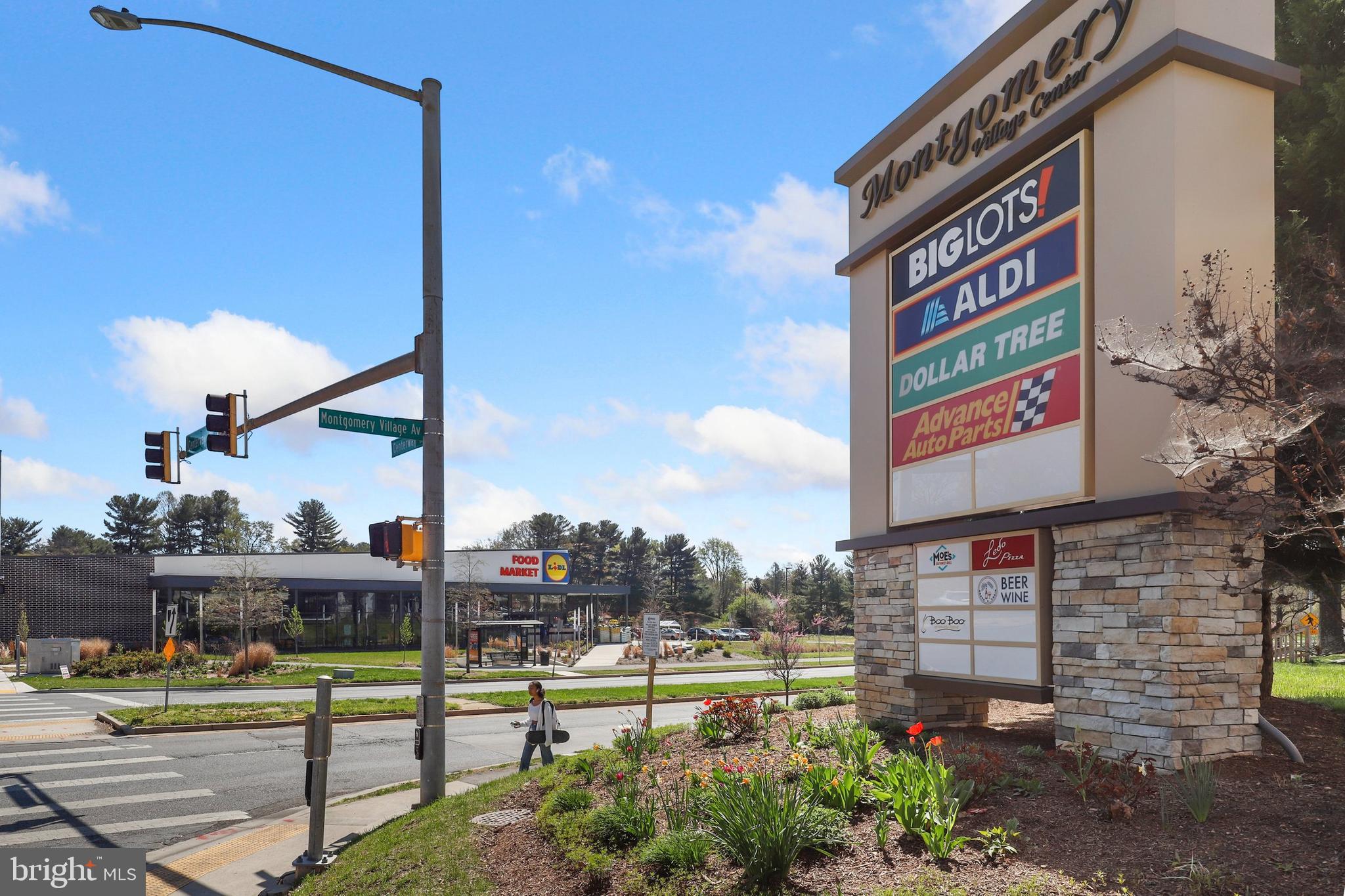 19302 Thomas Farm Road Montgomery Village, MD 20886 - Photo 28 of 36