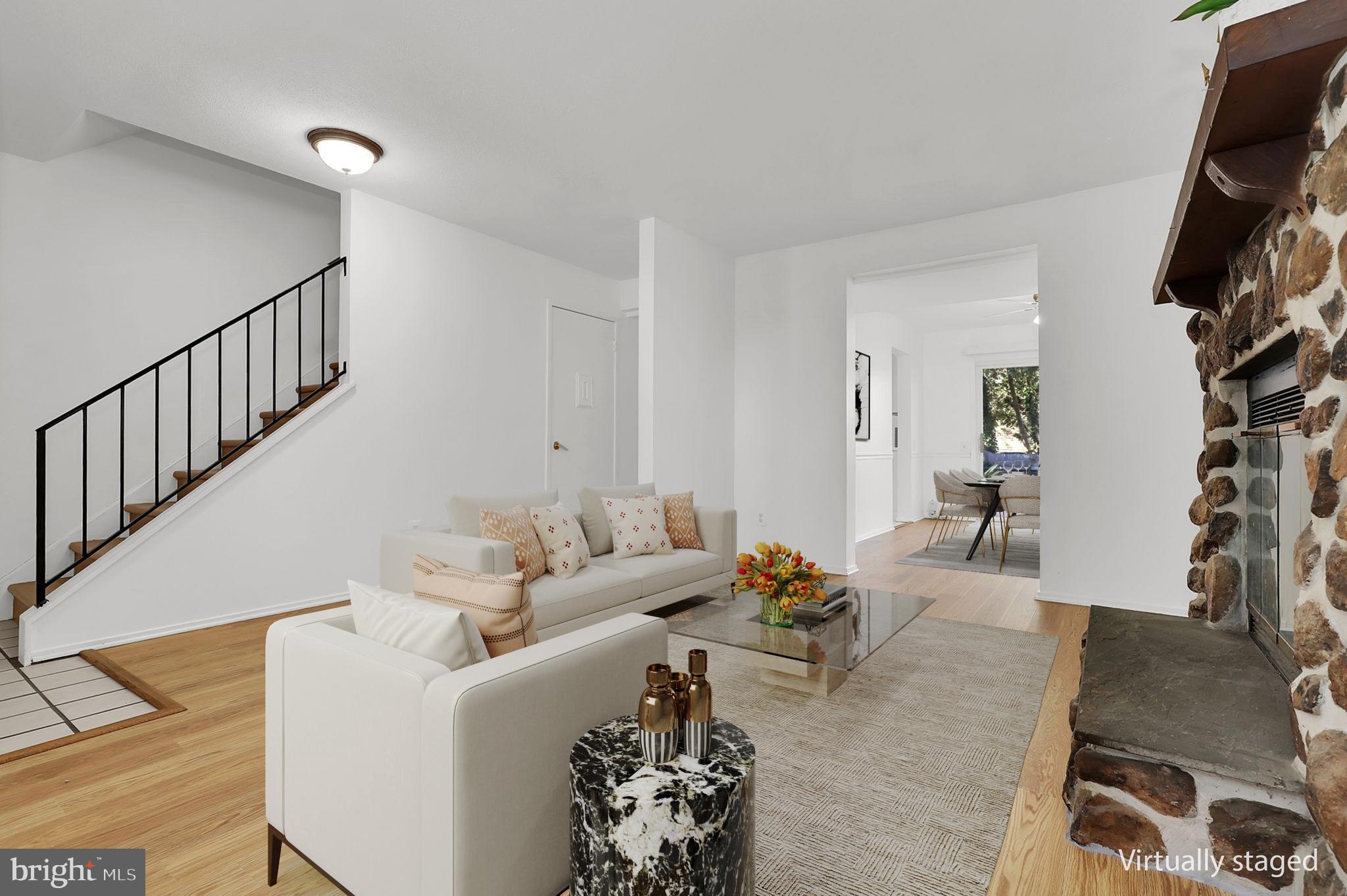 19302 Thomas Farm Road Montgomery Village, MD 20886 - Photo 4 of 36