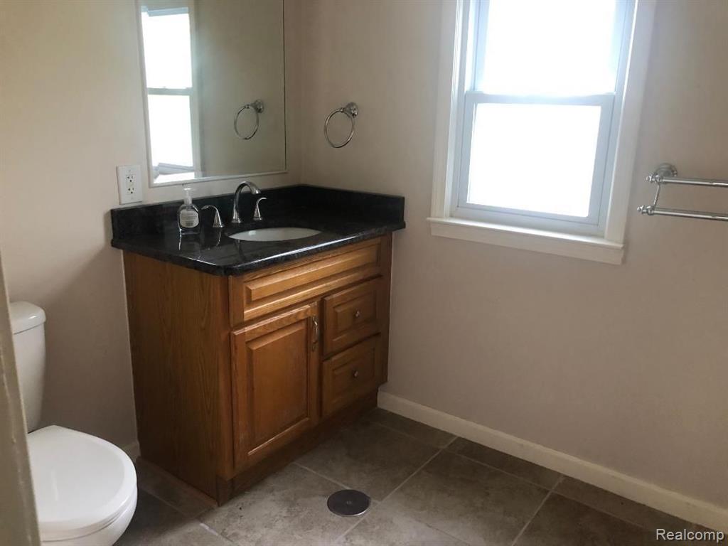 1455 Ora Road Oxford, MI 48371 - Photo 13 of 16