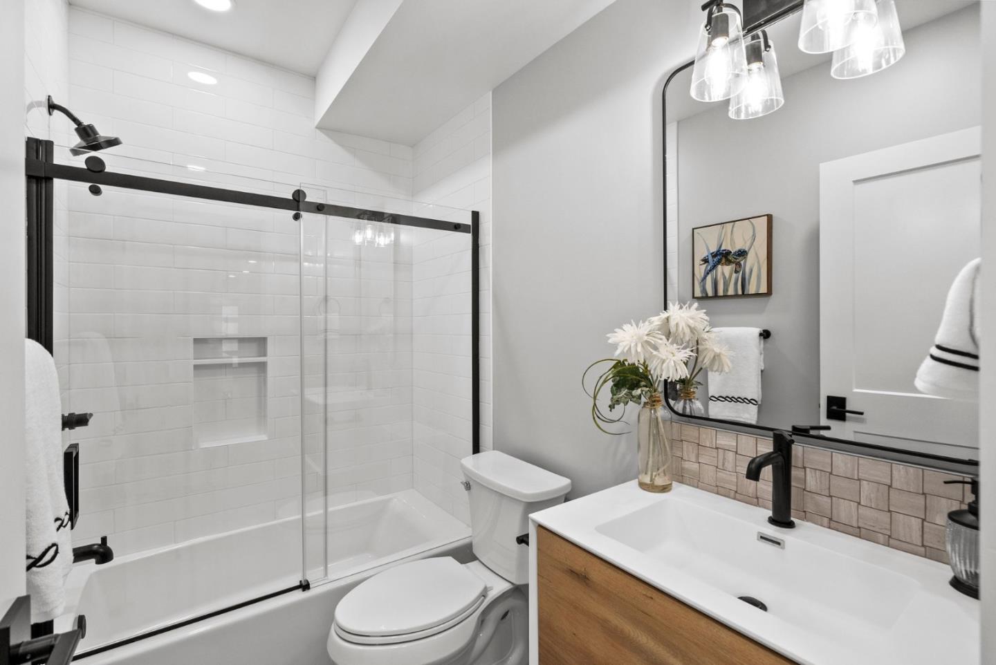 1587 Valota Road Redwood City, CA 94061 - Photo 13 of 42