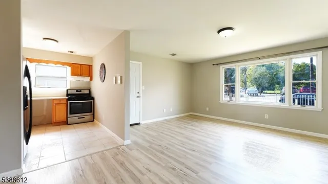 $2,700 | 591 Cherry Street, Unit 1, Elizabeth, NJ 07208