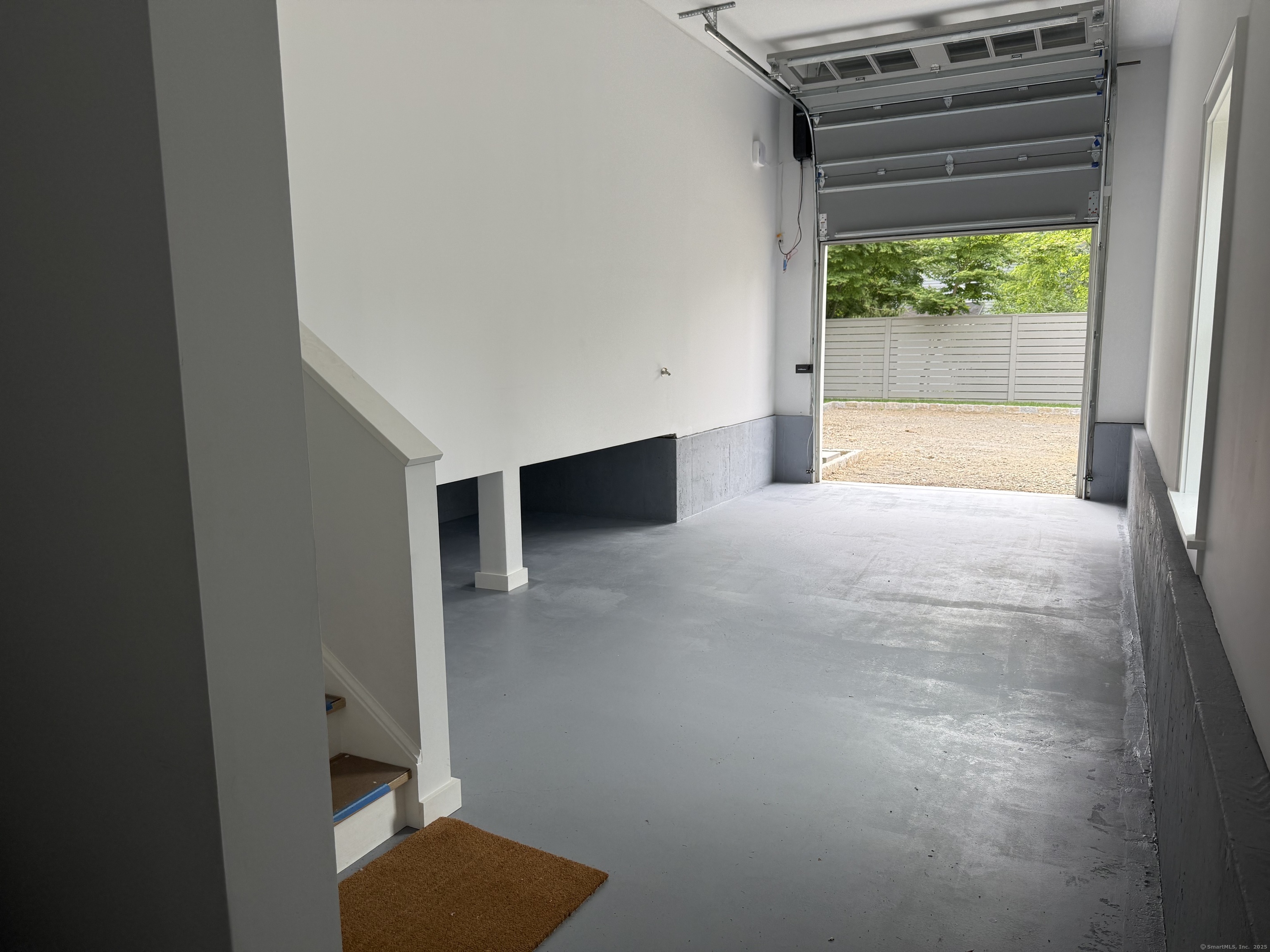 171 Compo Road South Westport, CT 06880 - Photo 31 of 39 a view of an empty room with a window