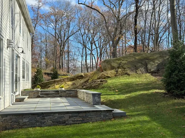 $2,395,000 | 171 Compo Road South, Westport, CT 06880