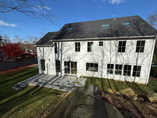 $2,395,000 | 171 Compo Road South, Westport, CT 06880