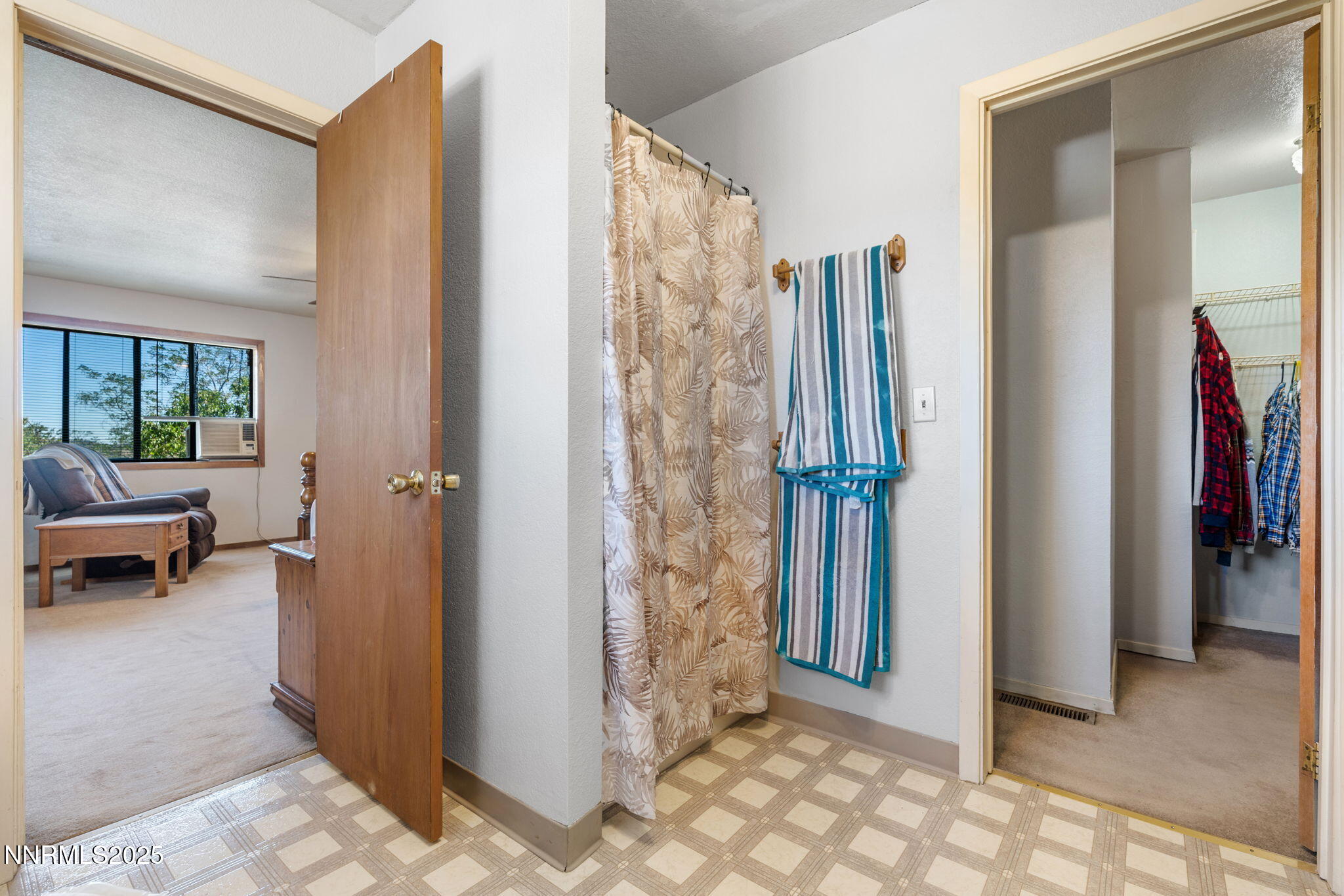 21615 Dortort Drive Reno, NV 89521 - Photo 33 of 52 a view of a livingroom with furniture and a window