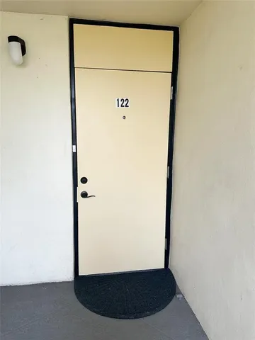 $2,700 | 1401 South Federal Highway, Unit 122, Boca Raton, FL 33432