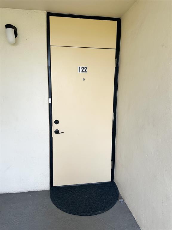 1401 South Federal Highway, Unit 122 Boca Raton, FL 33432 - Photo 3 of 29 a view of a sink