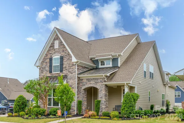 $625,000 | 432 Hudson Place, Davidson, NC 28036