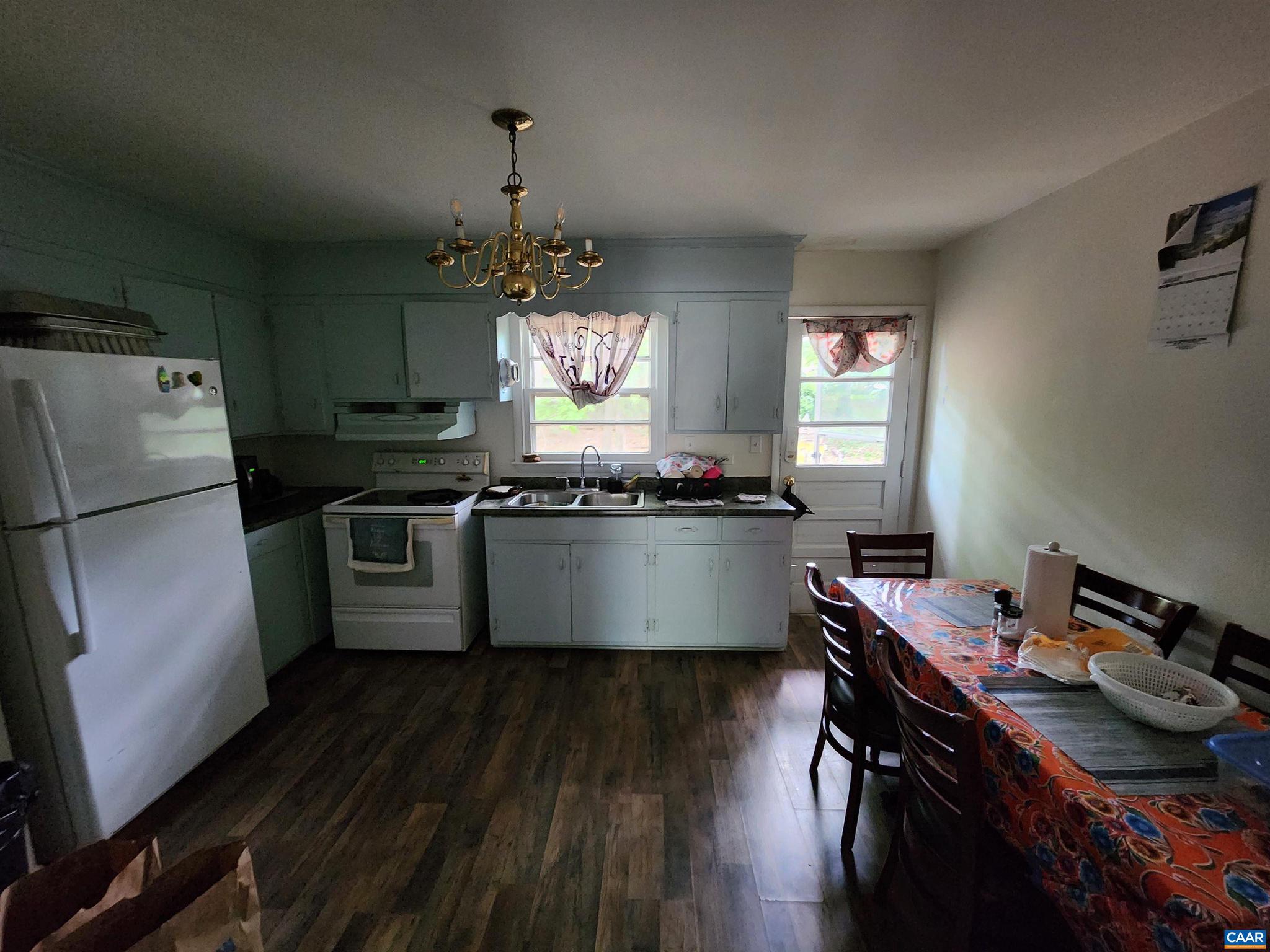 1911 Cedar Hill Road Charlottesville, VA 22901 - Photo 2 of 6