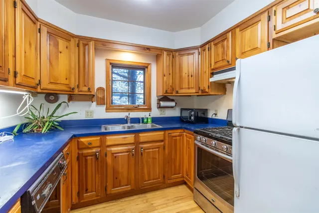 $597,500 | 114 Orchard Road, Unit LOT #17, Burke, VT 05832