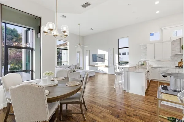 $1,375,000 | 16406 Chapman Crossing Drive, Lithia, FL 33547