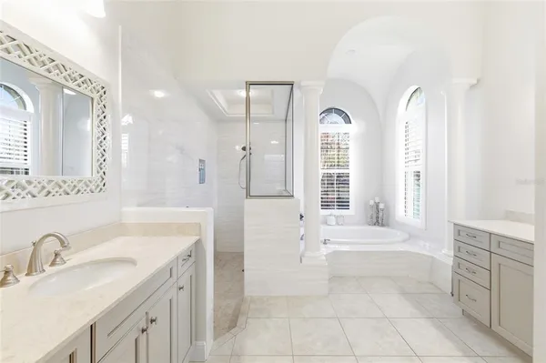 $1,375,000 | 16406 Chapman Crossing Drive, Lithia, FL 33547