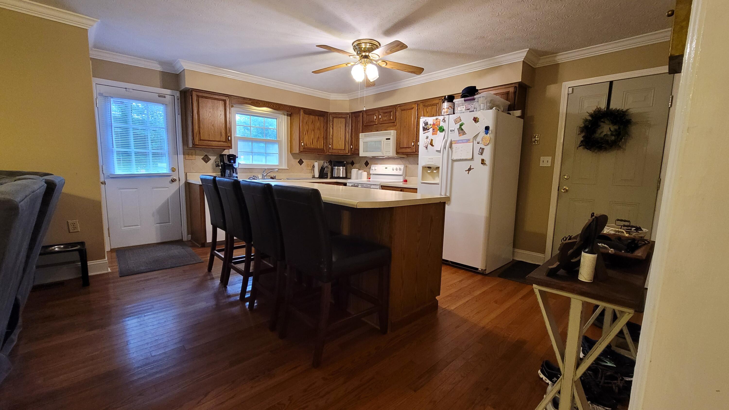 203 Lamond Ruelle Winchester, KY 40391 - Photo 8 of 17 20220709_120900