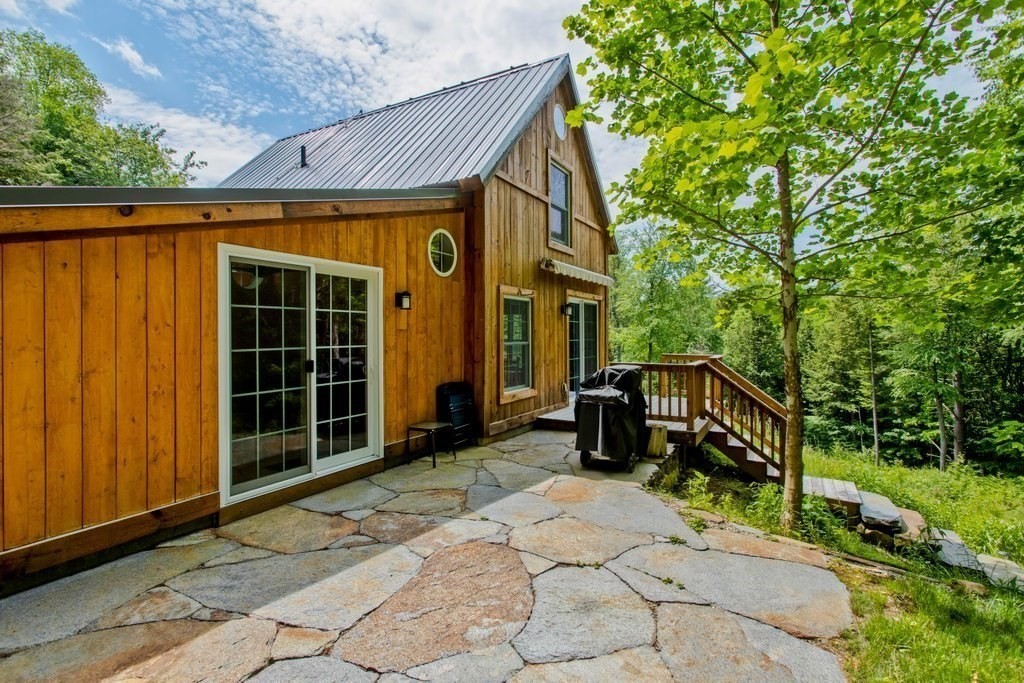 555 West Leyden Road Leyden, MA 01337 - Photo 5 of 42 Gallery Image 5