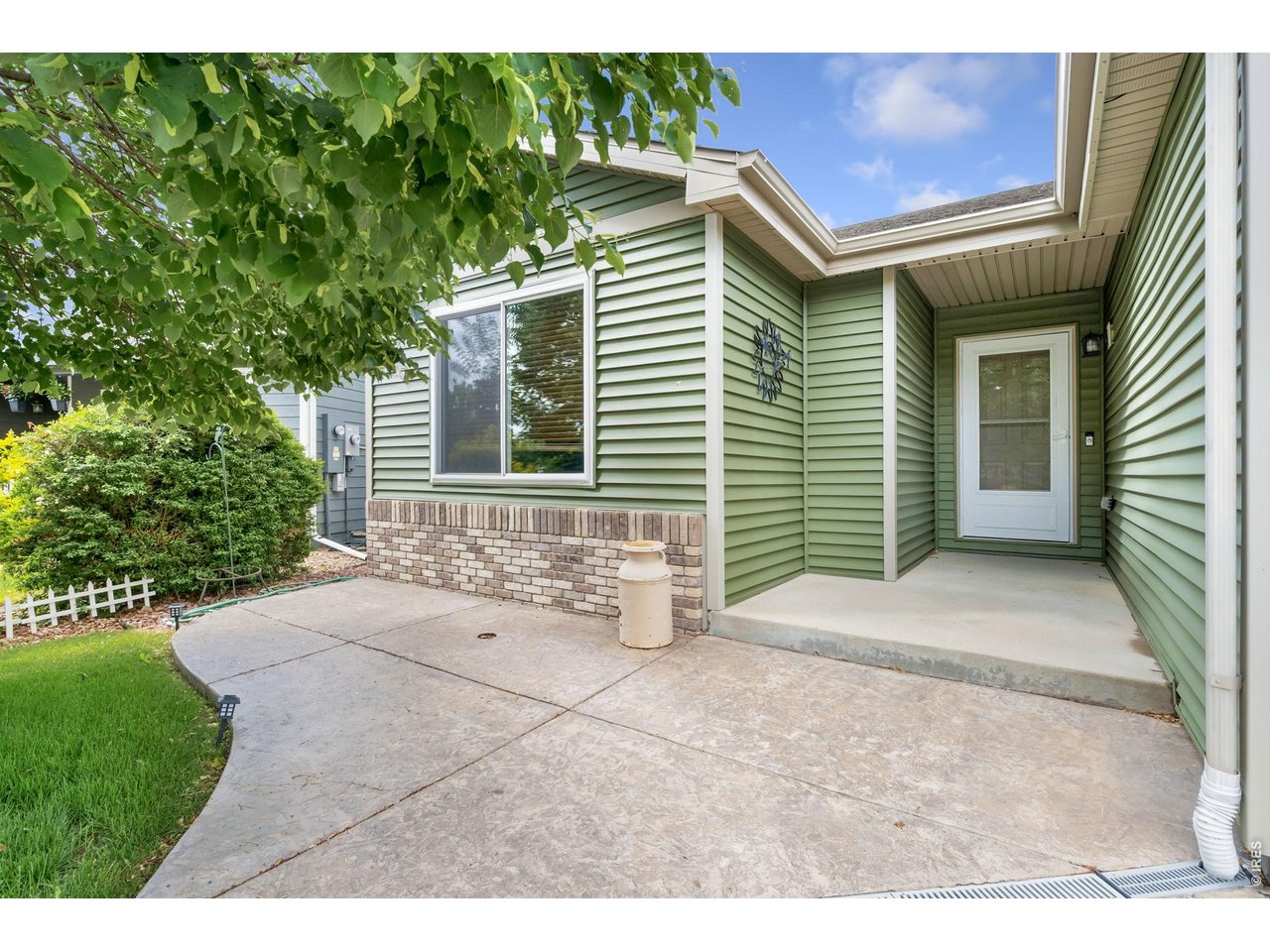 17447 Margil Road Mead, CO 80542 - Photo 4 of 27 Welcoming front porch