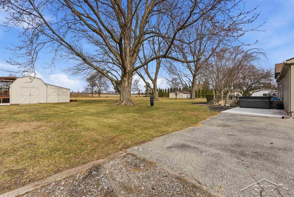 2258 South Nine Mile Road Kawkawlin, MI 48631 - Photo 40 of 47