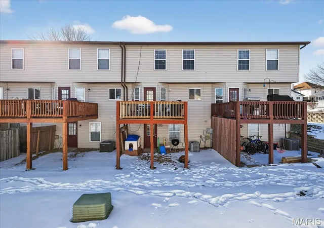 $210,000 | 1355 Sunny Trail Court, Unit C, O'Fallon, MO 63366