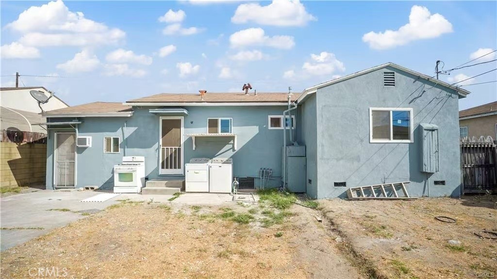 4249 Filhurst Avenue Baldwin Park, CA 91706 - Photo 21 of 24 a view of a house with snow in front of it