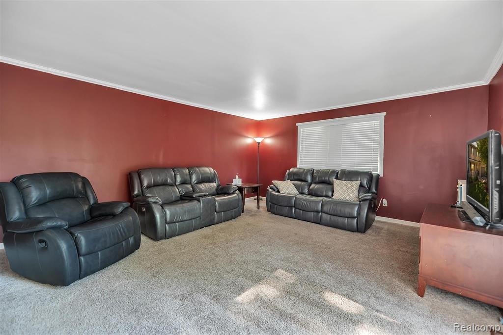 6292 Yorkshire North Riding Road Flint, MI 48532 - Photo 14 of 45