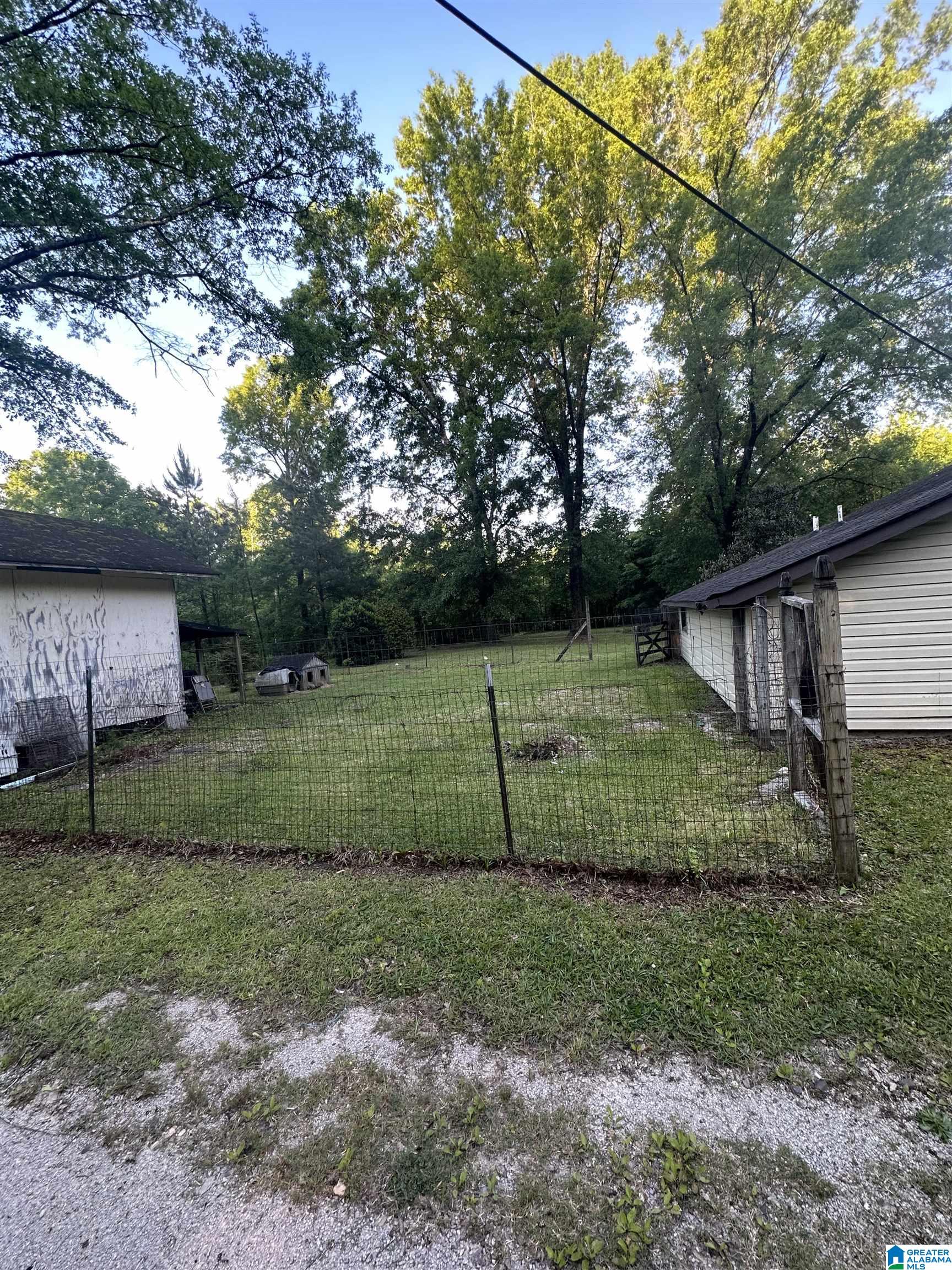 4175 Roy Road Bessemer, AL 35022 - Photo 6 of 12