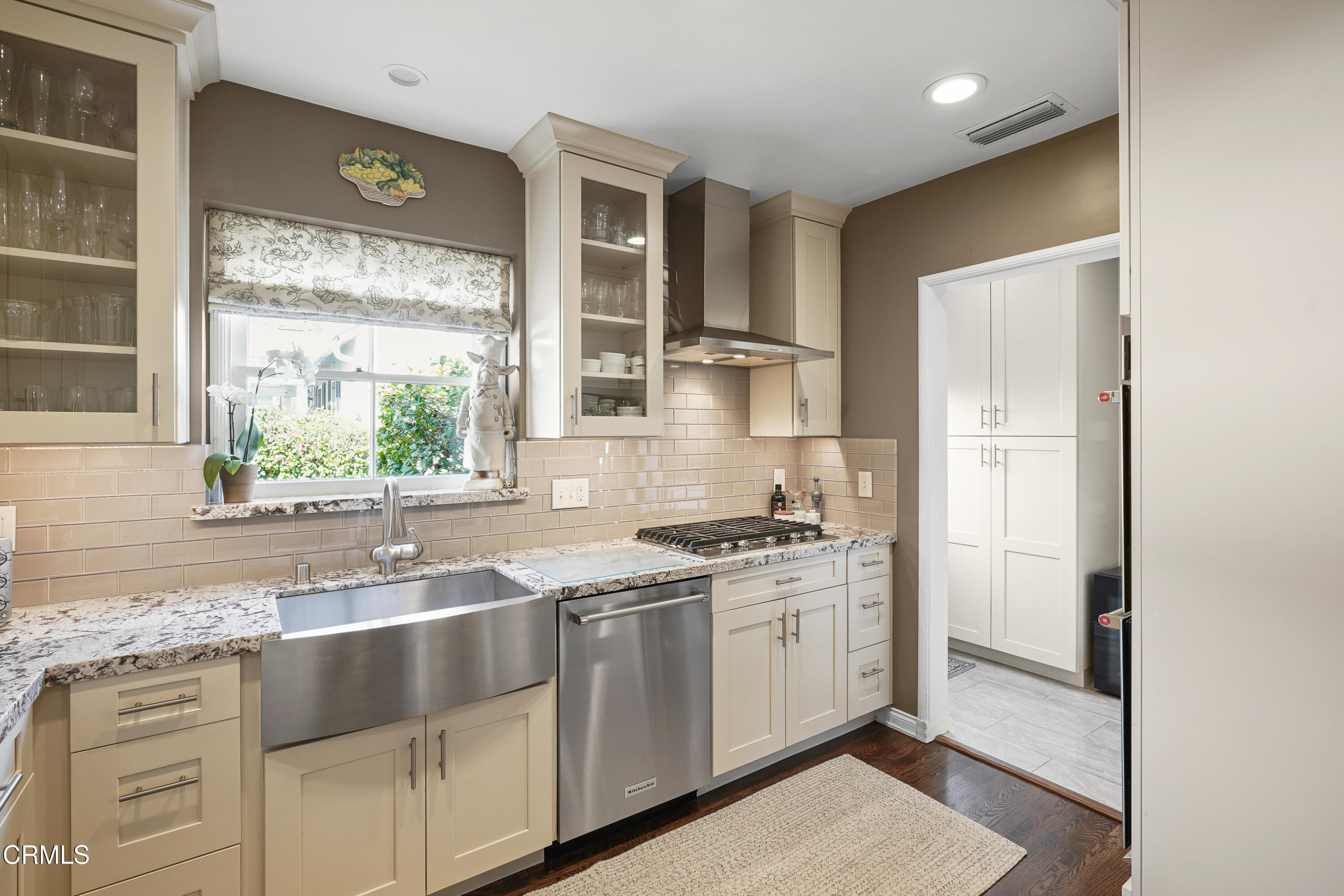 367 Northcliff Road Pasadena, CA 91107 - Photo 8 of 39 a kitchen with stainless steel appliances granite countertop a stove a sink and a refrigerator