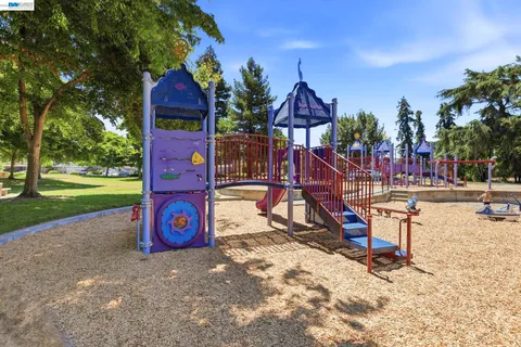 $1,350,000 | 3711 Kamp Drive, Pleasanton, CA 94588
