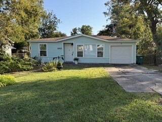 2005 Magnolia Drive La Marque, TX 77568 - Photo 2 of 15 a view of backyard of house with green space