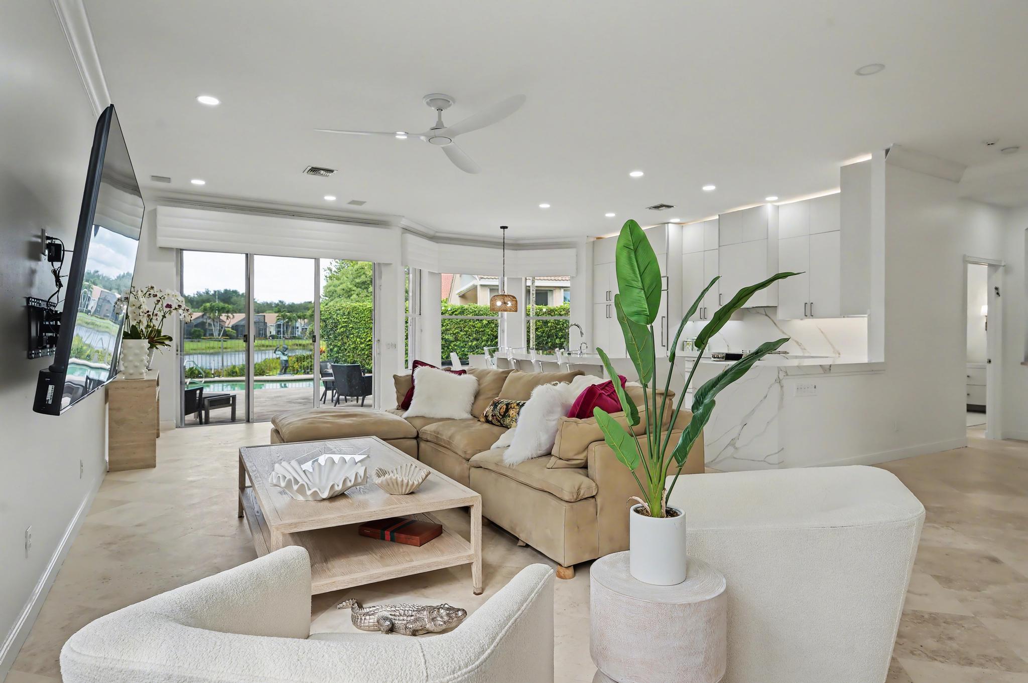 6416 Punta Rosa Drive Delray Beach, FL 33446 - Photo 11 of 37 GREAT ROOM