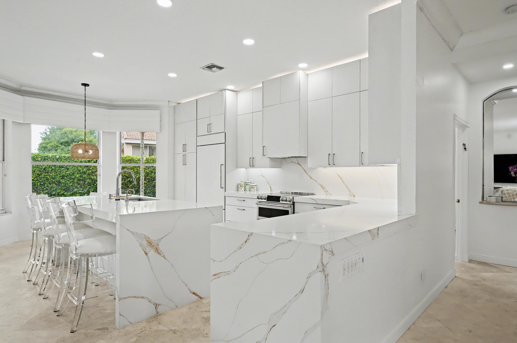 6416 Punta Rosa Drive Delray Beach, FL 33446 - Photo 6 of 37 WITH ISLAND