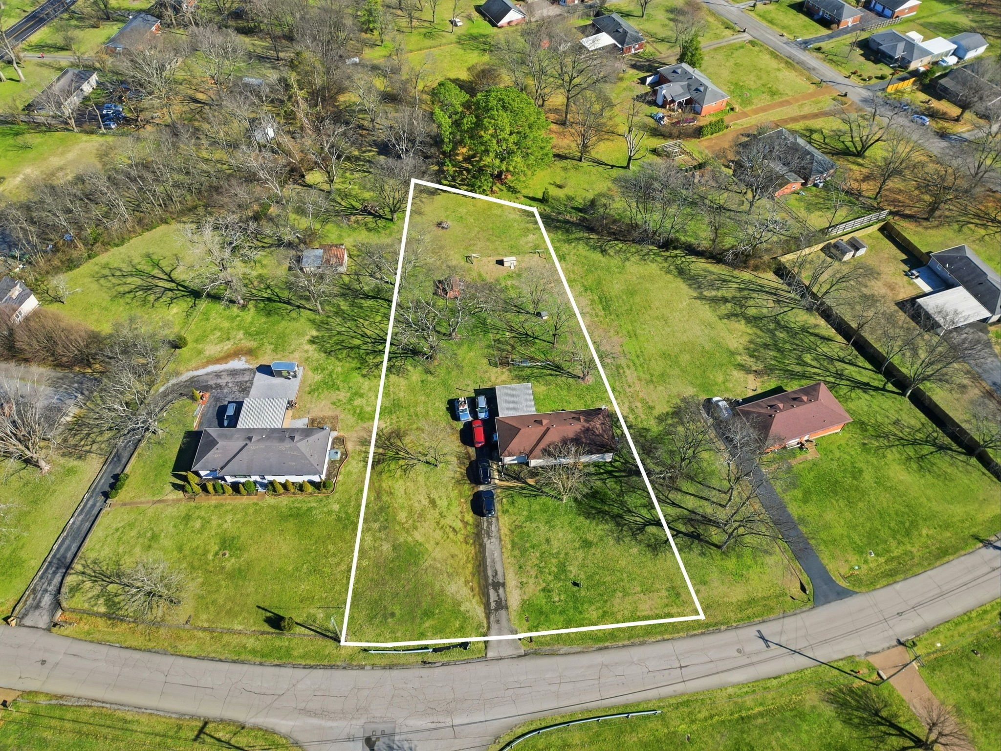 608 Hamblen Drive Madison, TN 37115 - Photo 2 of 27 a view of an outdoor space