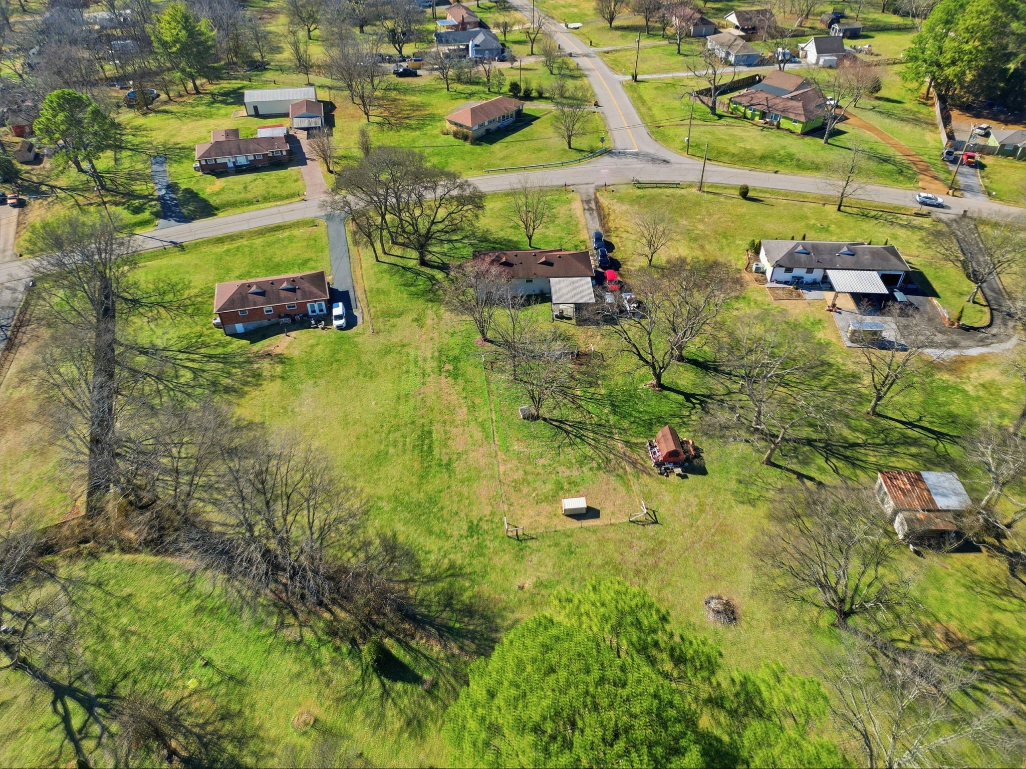 608 Hamblen Drive Madison, TN 37115 - Photo 26 of 27 a view of a large yard with lots of plants and trees