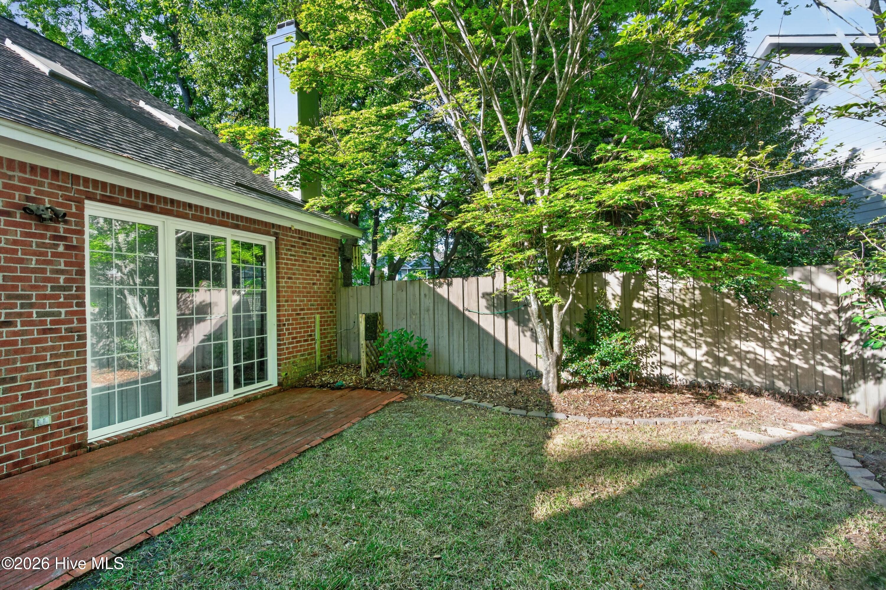 233 Racine Drive, Unit 20 Wilmington, NC 28403 - Photo 22 of 29 024-233RacineDrive-20-Wilmington-NC-2840