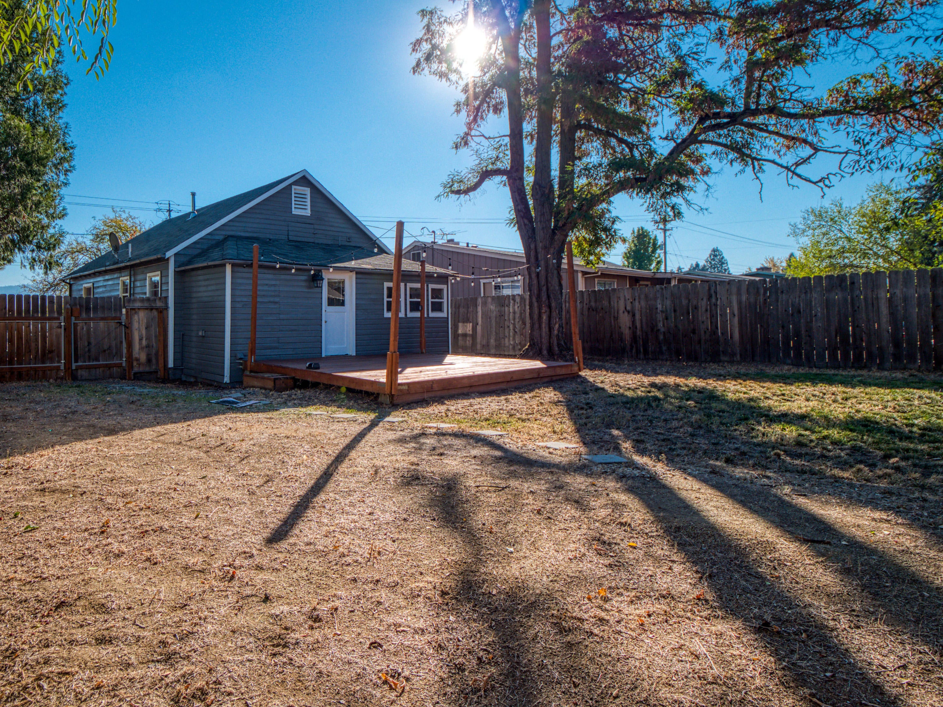 224 Freeman Road Central Point, OR 97502 - Photo 19 of 23 19