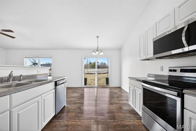 $294,000 | 141 Rockford Drive, Troy, MO 63379