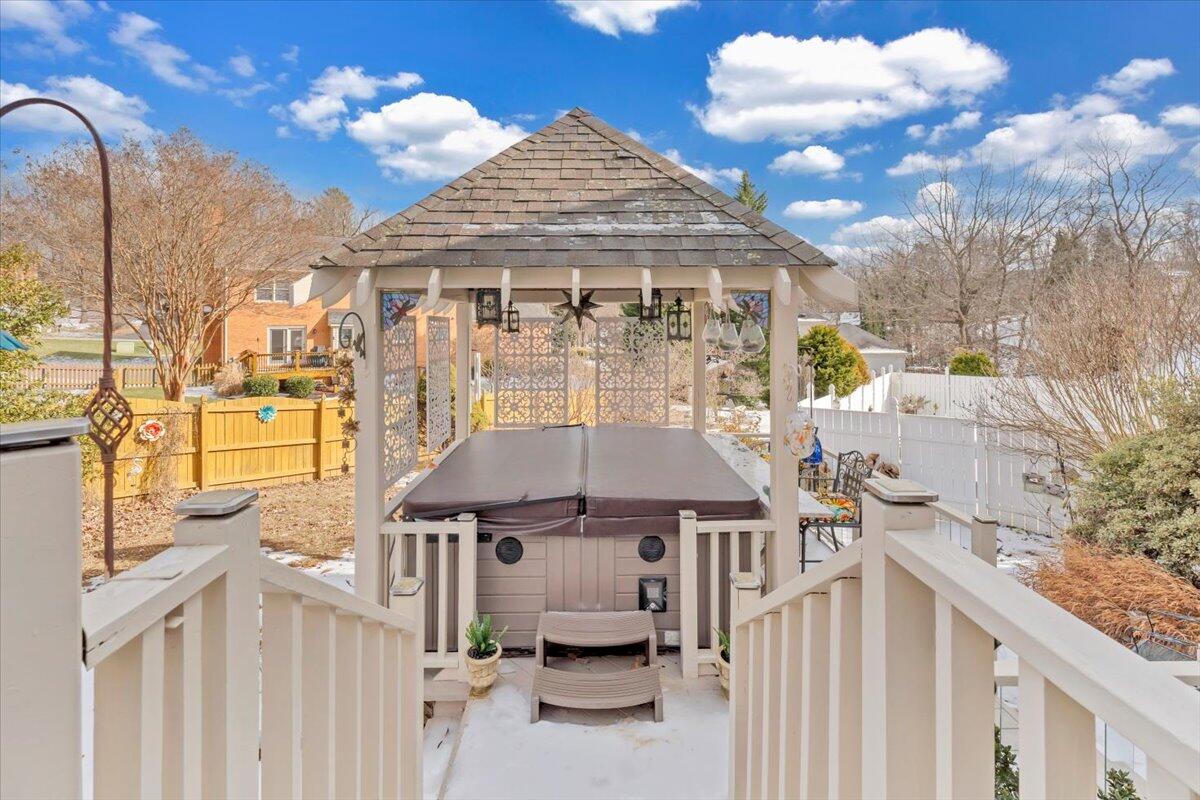 208 Stonehaven Lane Blue Ridge, VA 24064 - Photo 46 of 65 48-MIB00036