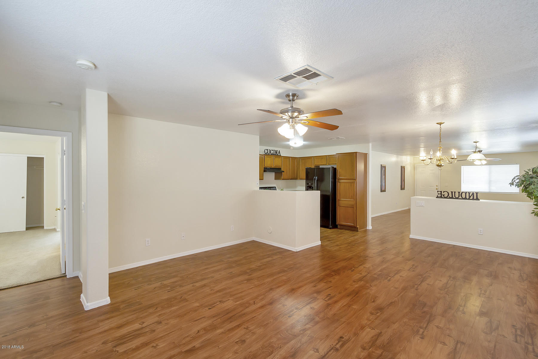 10401 West Granada Road Avondale, AZ 85392 - Photo 6 of 16 10401 W Granada Rd-3238