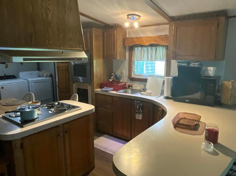27 Reach Road Presque Isle, ME 04769 - Photo 79 of 82 Mobile home kitchen