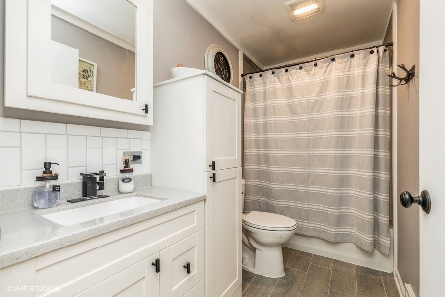 1709 Riverside Drive McHenry, IL 60050 - Photo 18 of 26 Gallery Image 18