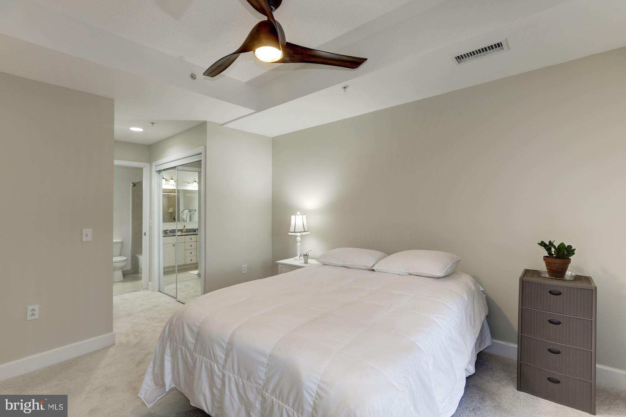 3600 South Glebe Road, Unit 619W Arlington, VA 22202 - Photo 11 of 30 Bedroom (Master)