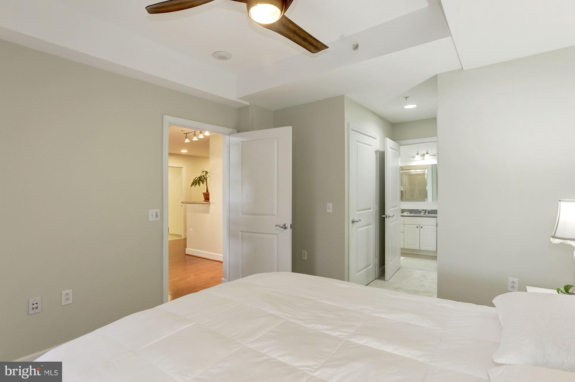 3600 South Glebe Road, Unit 619W Arlington, VA 22202 - Photo 12 of 30 Bedroom (Master)