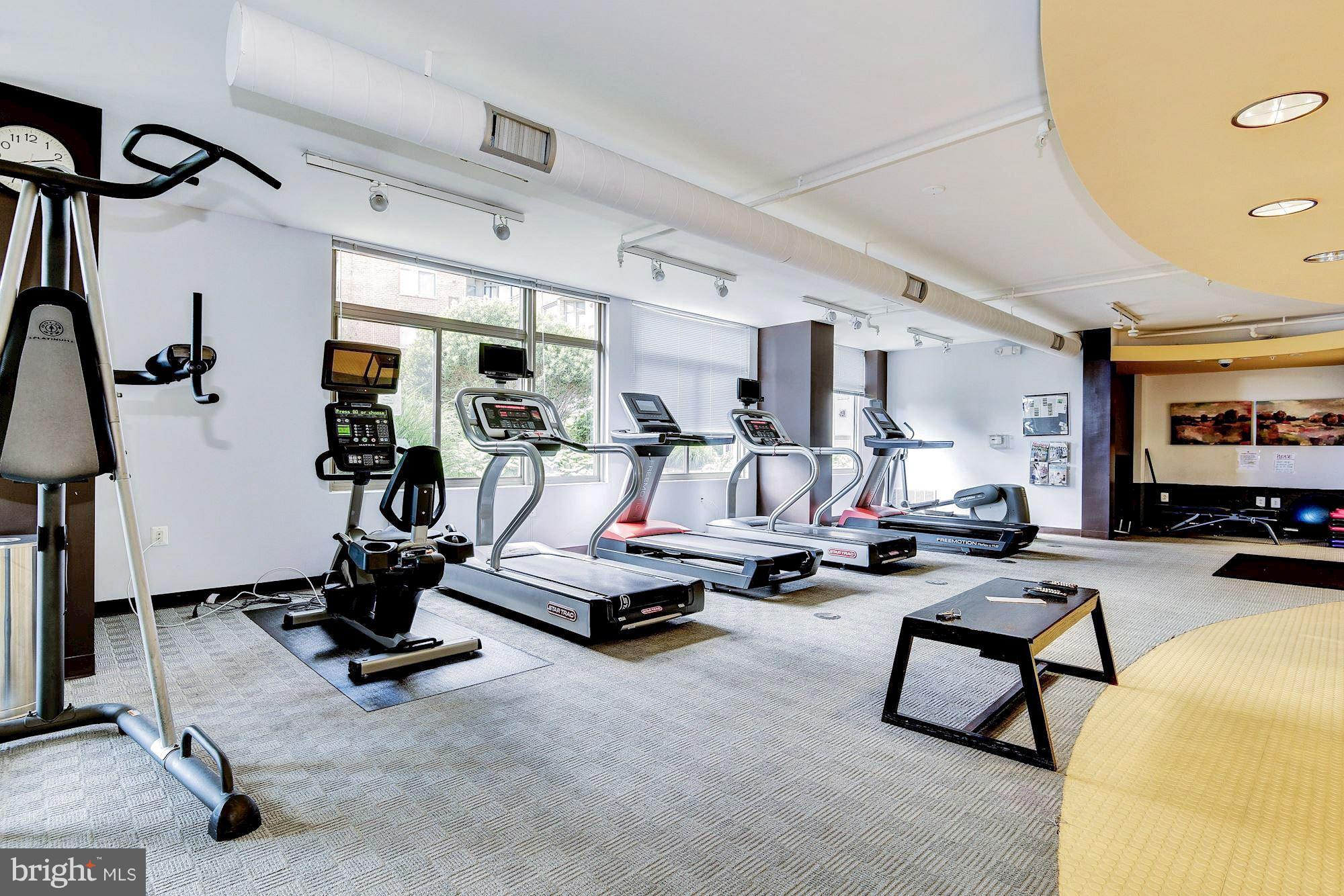 3600 South Glebe Road, Unit 619W Arlington, VA 22202 - Photo 23 of 30 Community