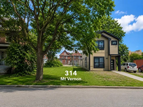 $9,900 | 314 Mt Vernon Avenue, Grosse Pointe Farms, MI 48236