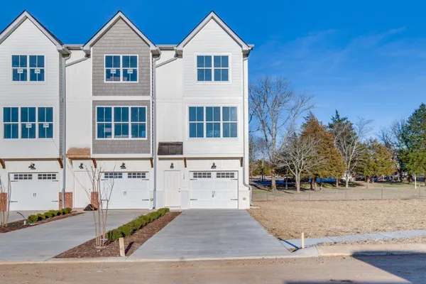 $1,695 | 507 Harper Landing, Chapel Hill, TN 37034