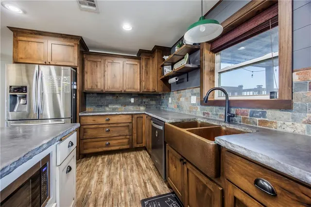 $414,999 | 1116 85th Road, Thayer, KS 66776