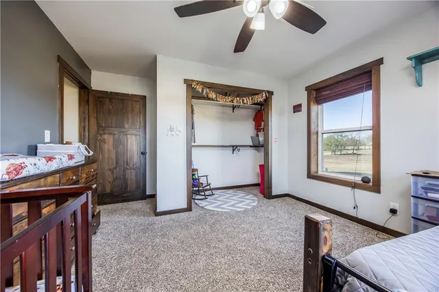 $414,999 | 1116 85th Road, Thayer, KS 66776