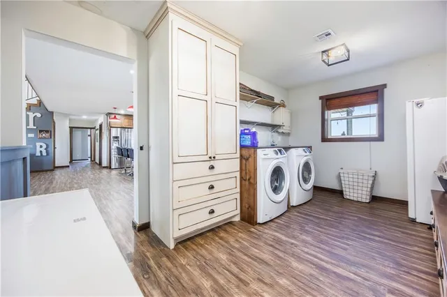 $414,999 | 1116 85th Road, Thayer, KS 66776