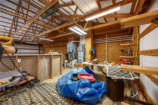 $414,999 | 1116 85th Road, Thayer, KS 66776