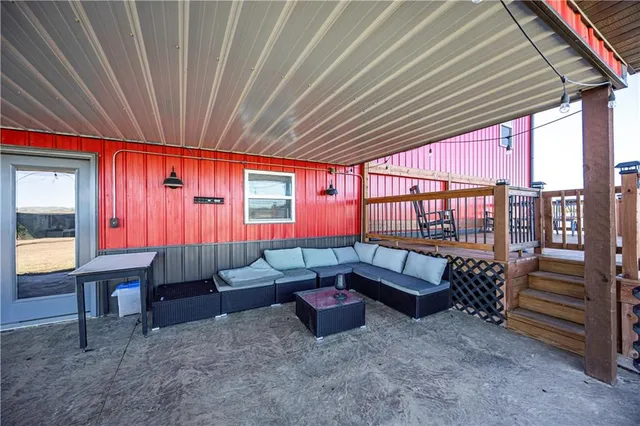 $414,999 | 1116 85th Road, Thayer, KS 66776