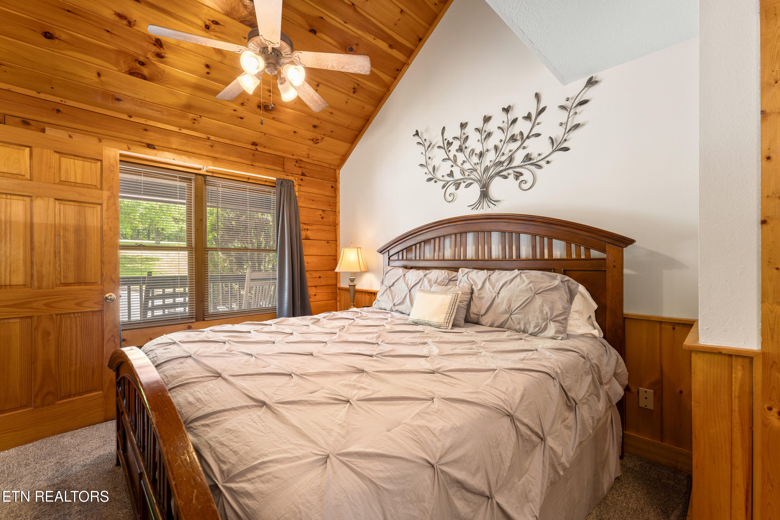 841 Golf View Boulevard Pigeon Forge, TN 37863 - Photo 22 of 57 841 golf view blvd-22